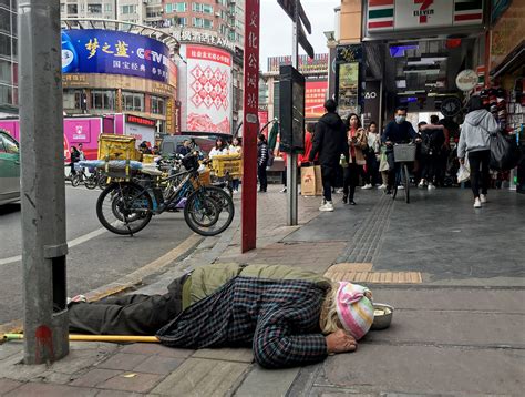 are there homeless people in china